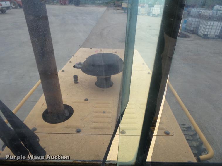 image for item DA2699 New Holland RG80 motor grader