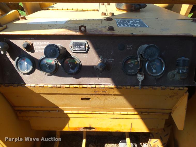 image for item DA2707 Case 855D track loader