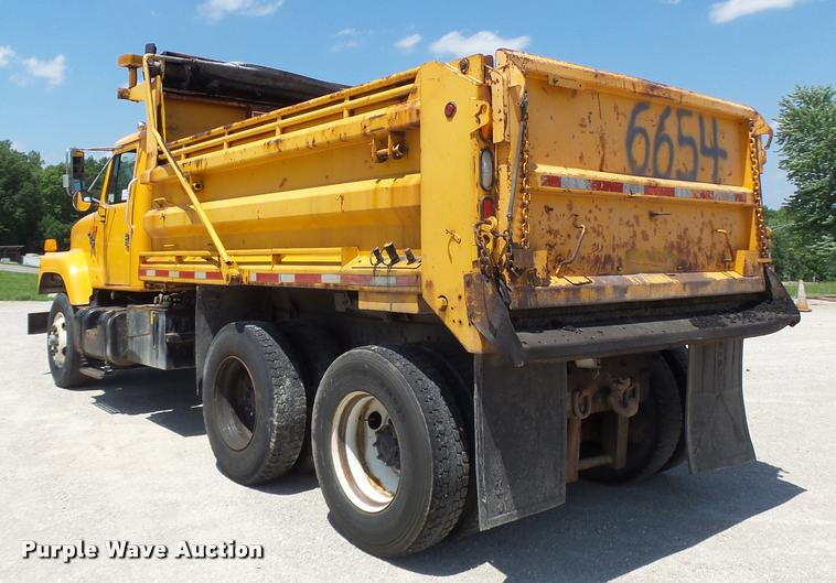 image for item DA3489 2002 International F2554 dump truck