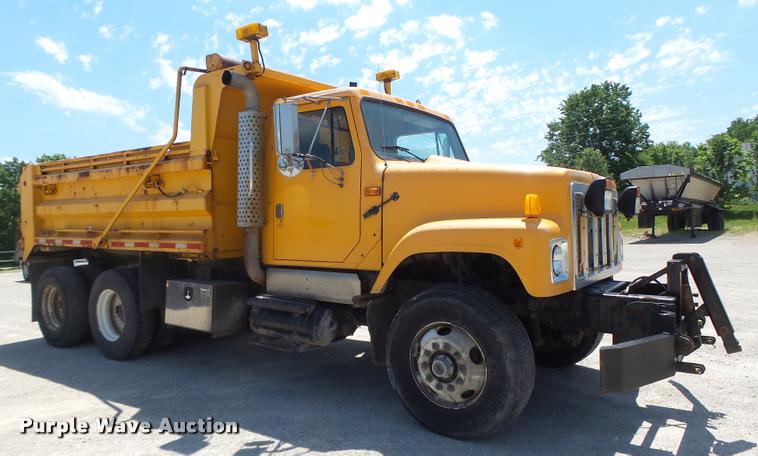 image for item DA3489 2002 International F2554 dump truck