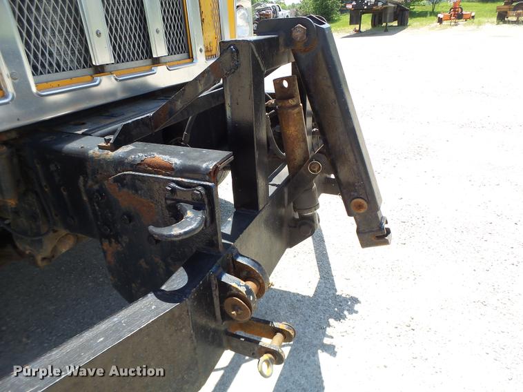 image for item DA3489 2002 International F2554 dump truck