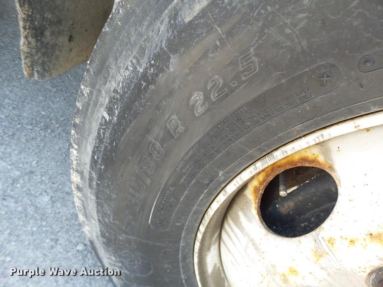 image for item DA3489 2002 International F2554 dump truck