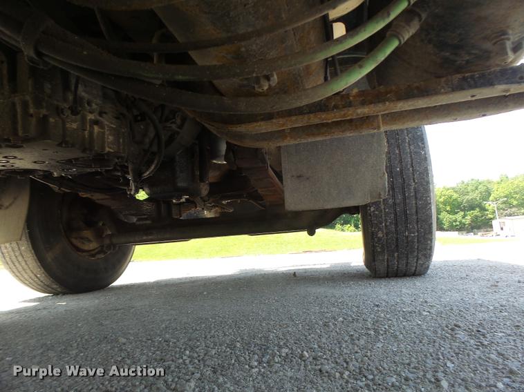 image for item DA3489 2002 International F2554 dump truck