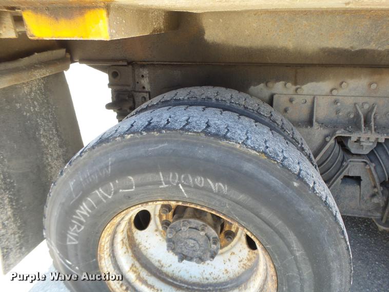 image for item DA3489 2002 International F2554 dump truck