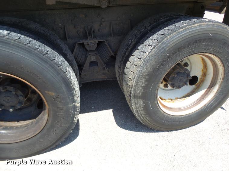 image for item DA3489 2002 International F2554 dump truck