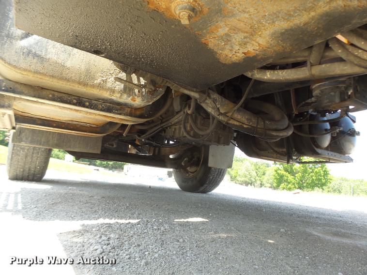 image for item DA3489 2002 International F2554 dump truck