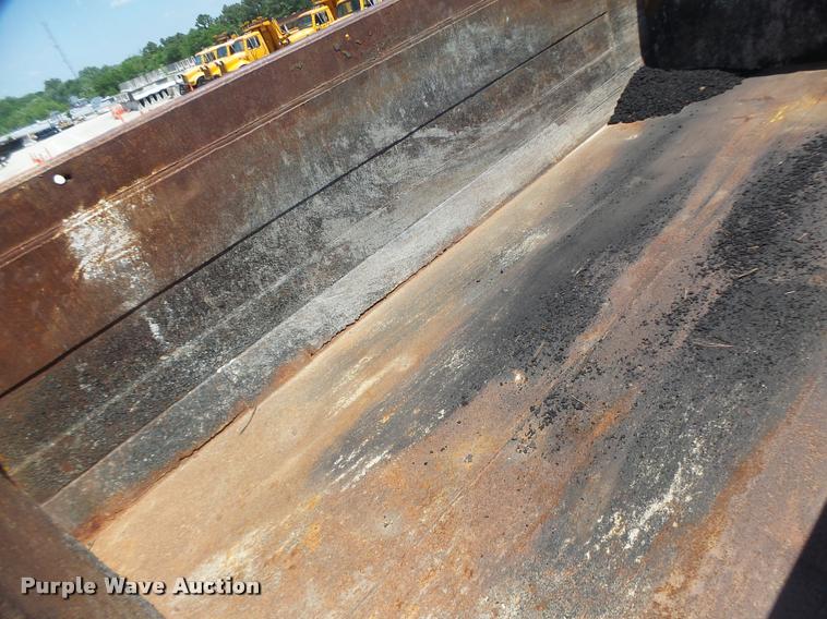 image for item DA3489 2002 International F2554 dump truck