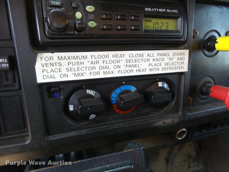 image for item DA3489 2002 International F2554 dump truck