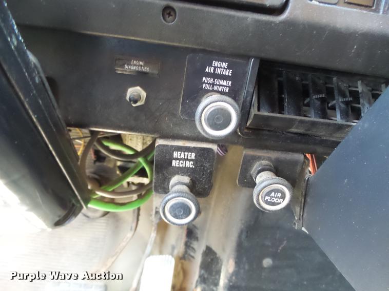 image for item DA3489 2002 International F2554 dump truck