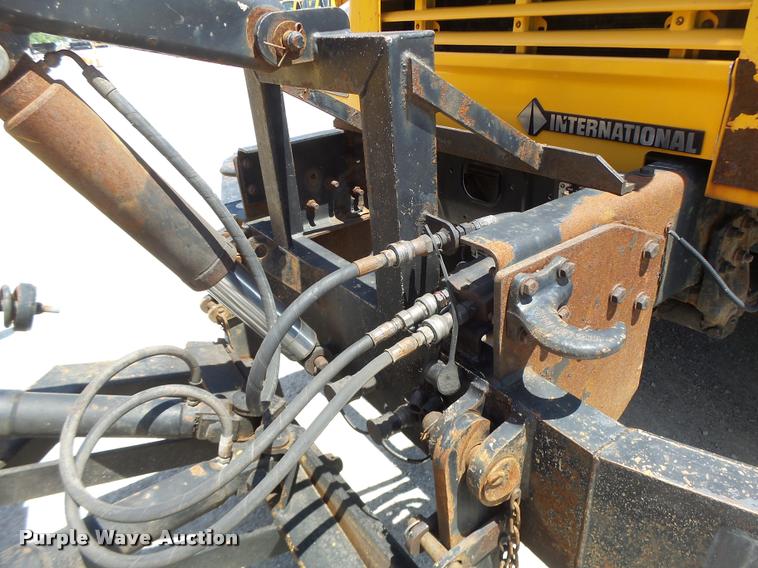 image for item DA3490 2002 International 4900 dump truck