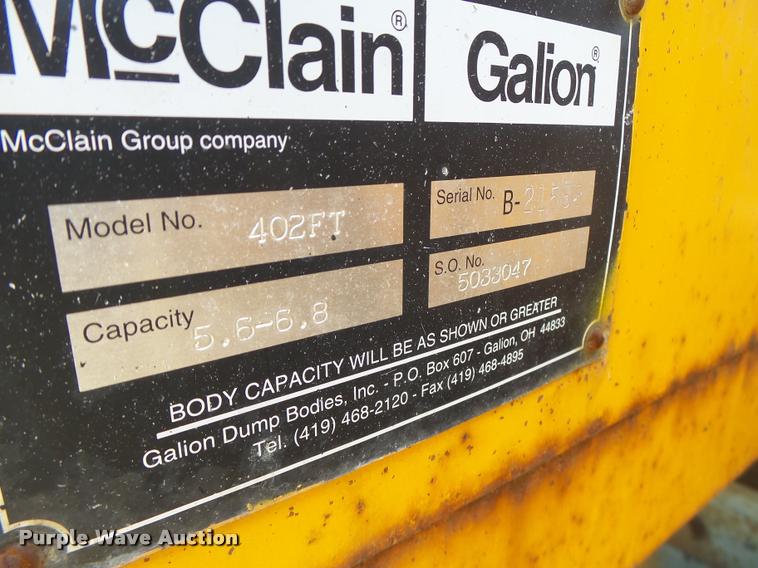 image for item DA3491 2002 International 4900 dump truck