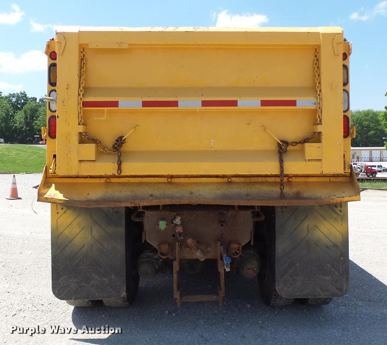 image for item DA3492 2002 International F2554 dump truck