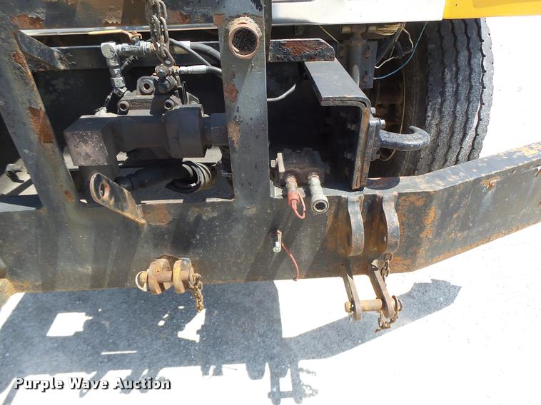 image for item DA3492 2002 International F2554 dump truck