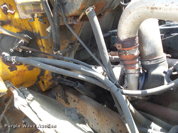 image for item DA3492 2002 International F2554 dump truck