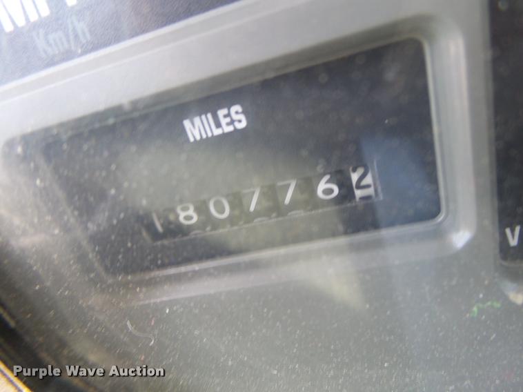 image for item DA3492 2002 International F2554 dump truck