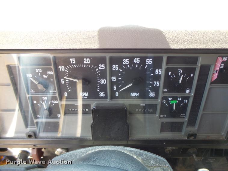 image for item DA3492 2002 International F2554 dump truck