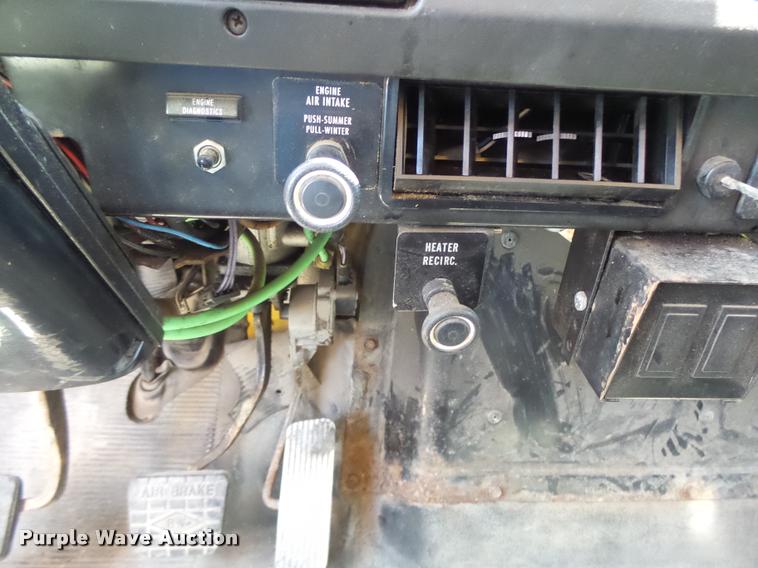 image for item DA3492 2002 International F2554 dump truck