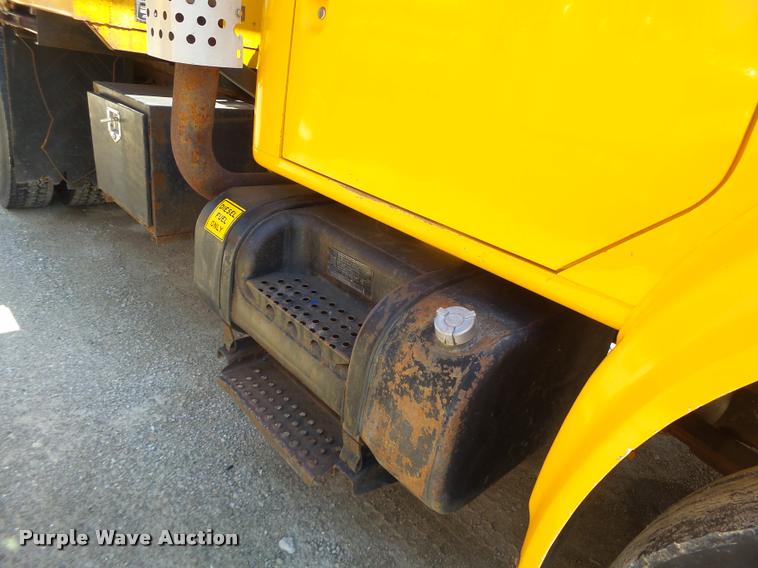 image for item DA3494 2000 International 4900 dump truck