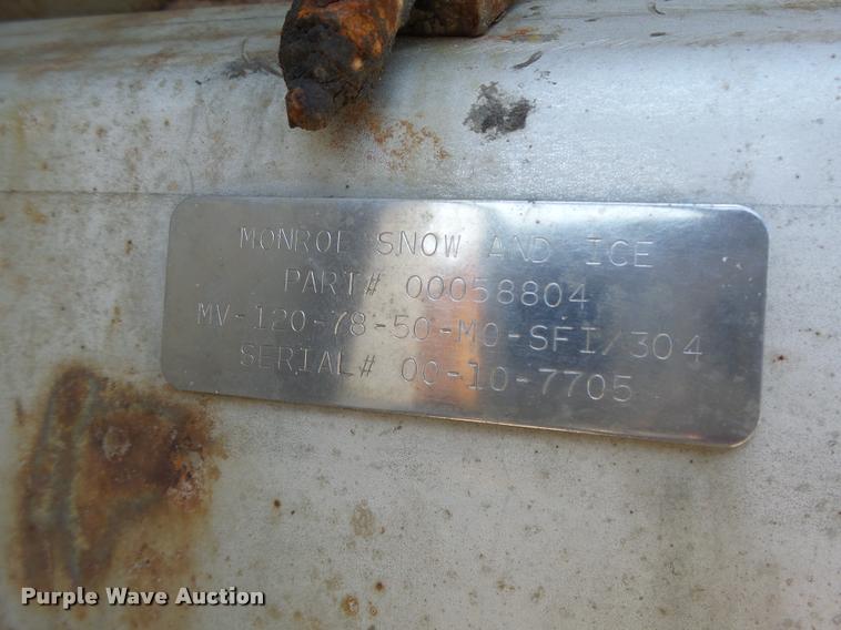 image for item DA3494 2000 International 4900 dump truck