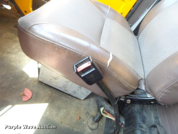 image for item DA3494 2000 International 4900 dump truck