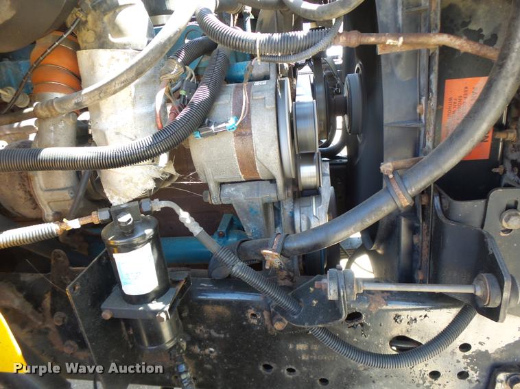 image for item DA3495 2002 International 4900 dump truck