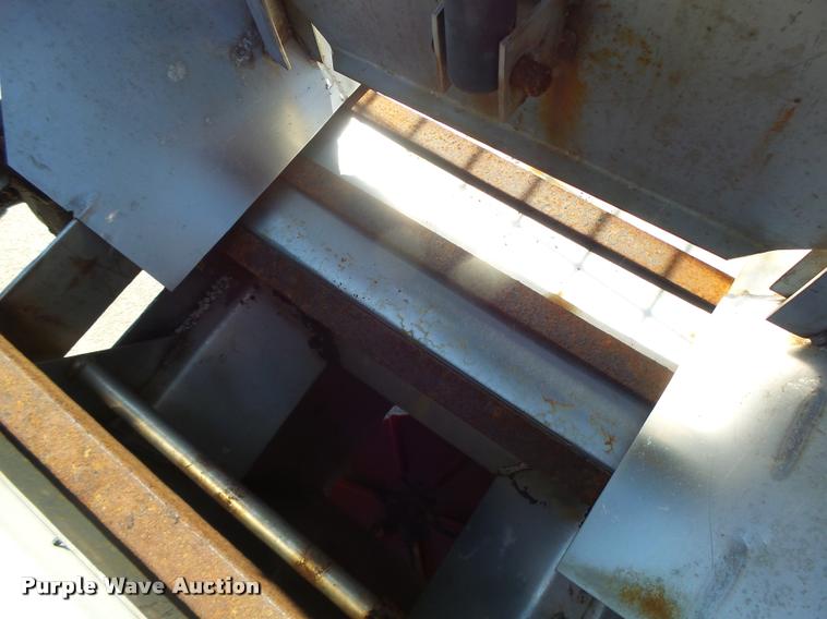 image for item DA3496 2002 International 4900 dump truck