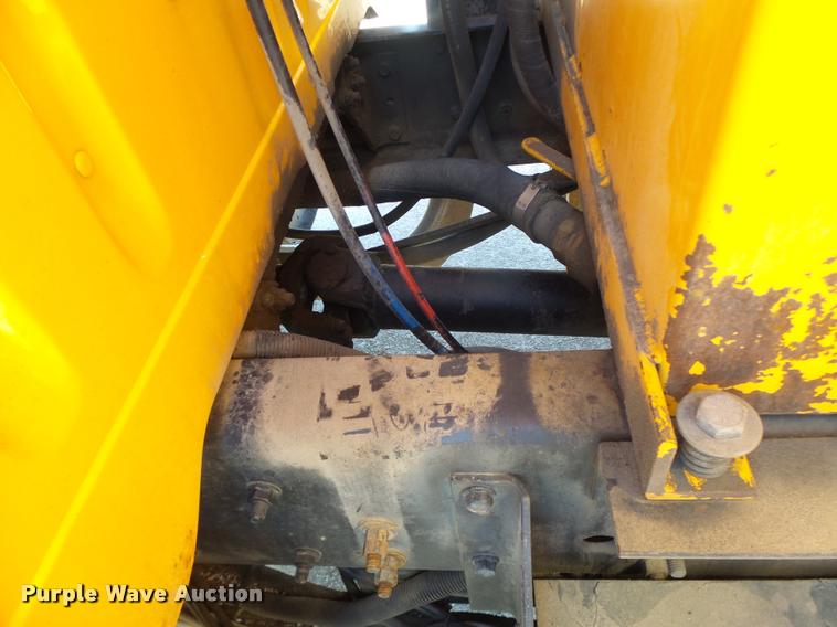 image for item DA3496 2002 International 4900 dump truck