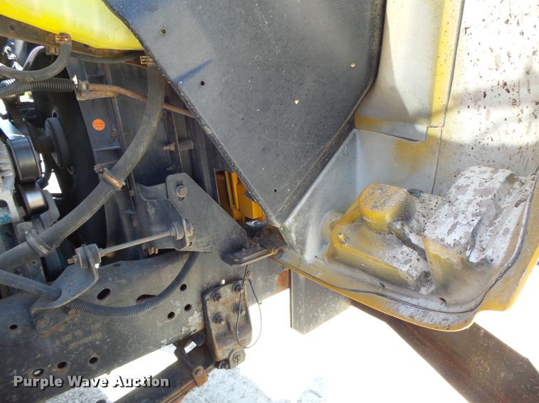 image for item DA3496 2002 International 4900 dump truck