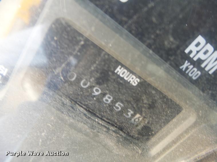 image for item DA3496 2002 International 4900 dump truck