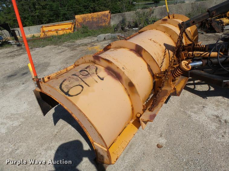 image for item DA3499 2000 International 4900 dump truck