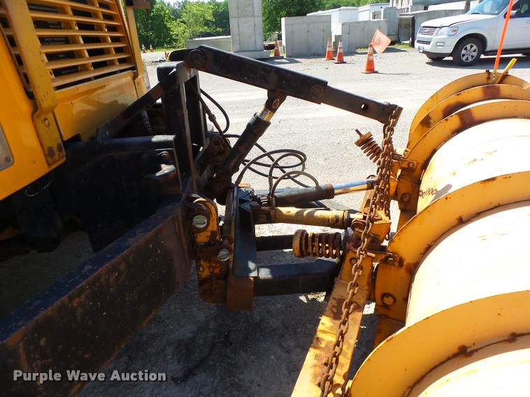 image for item DA3499 2000 International 4900 dump truck