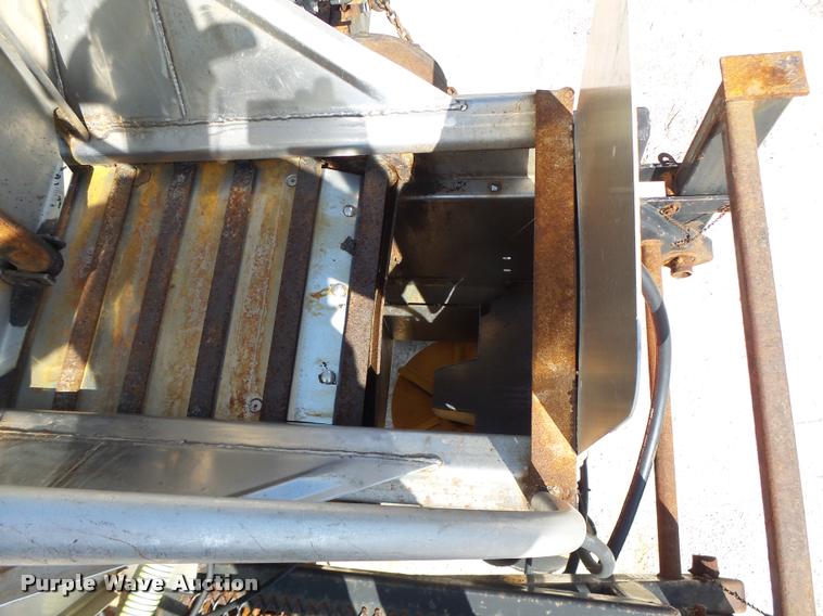 image for item DA3499 2000 International 4900 dump truck