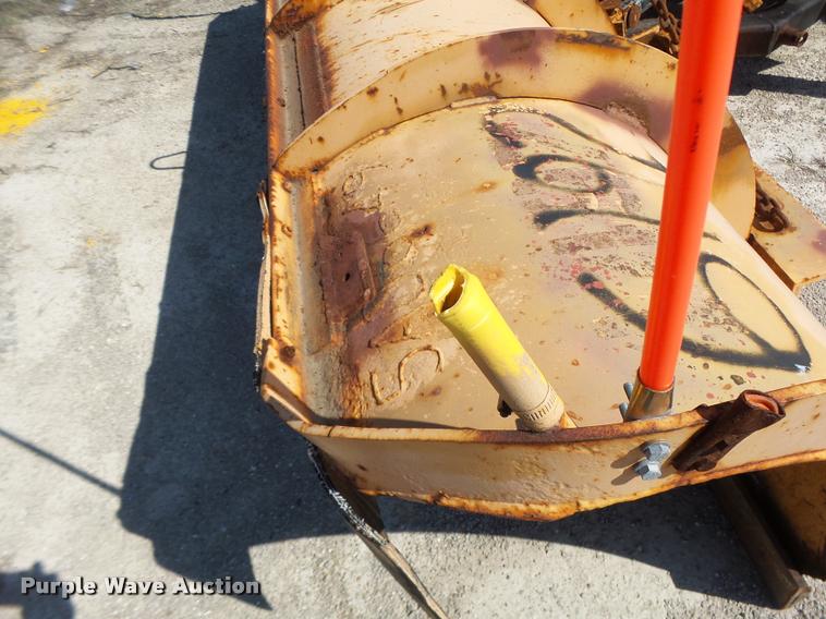 image for item DA3499 2000 International 4900 dump truck