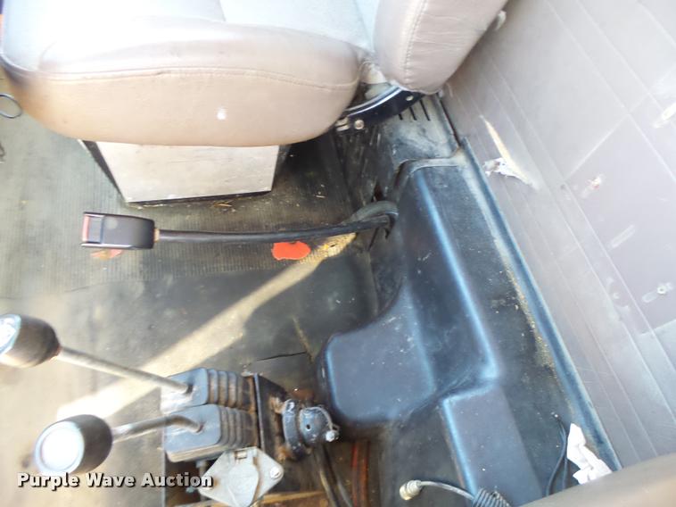 image for item DA3499 2000 International 4900 dump truck