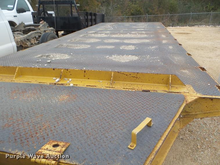 image for item DA5181 1985 shop built equipment trailer