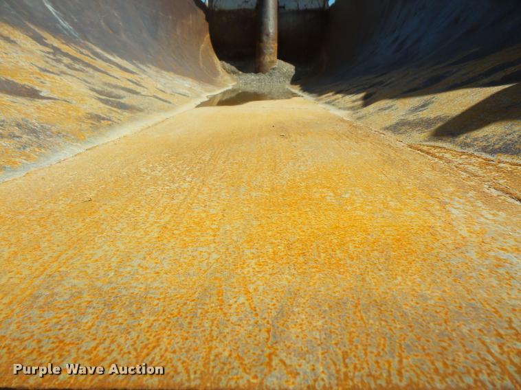 image for item DA6265 1999 shop built barrel bed trailer