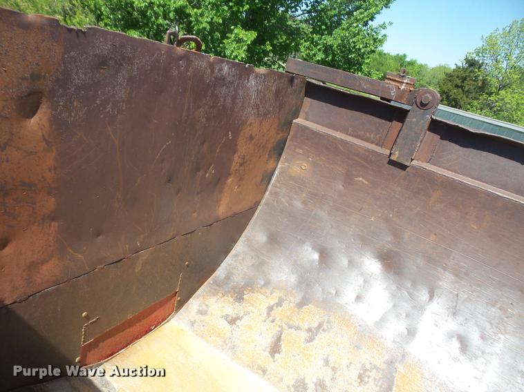 image for item DA6265 1999 shop built barrel bed trailer