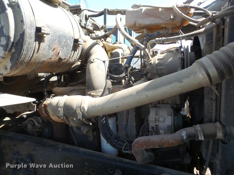 image for item DA6318 1994 Ford LT8000 dump truck