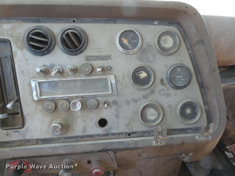 image for item DA6319 1987 Ford LT9000 dump truck