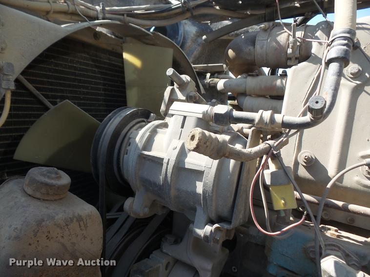 image for item DA6319 1987 Ford LT9000 dump truck