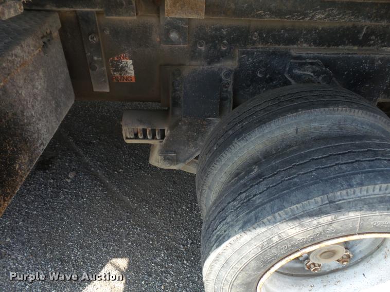 image for item DA6319 1987 Ford LT9000 dump truck