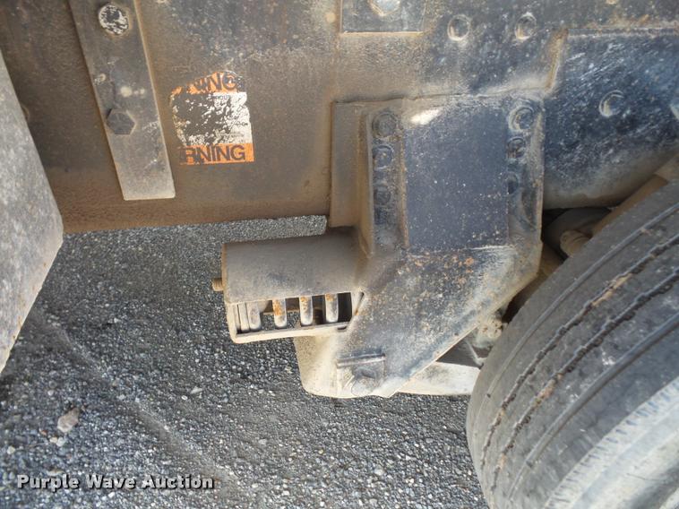 image for item DA6319 1987 Ford LT9000 dump truck