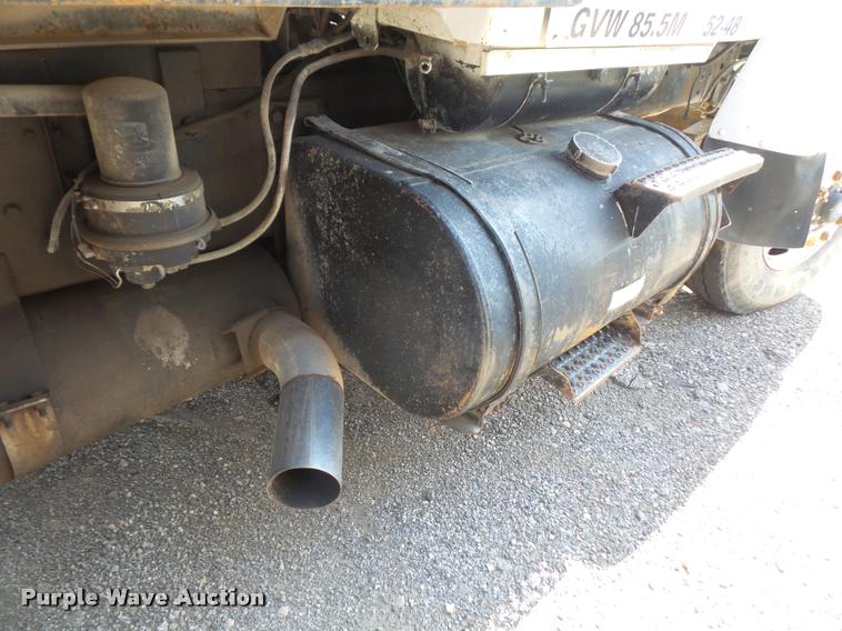 image for item DA6319 1987 Ford LT9000 dump truck