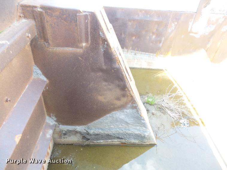 image for item DA6319 1987 Ford LT9000 dump truck