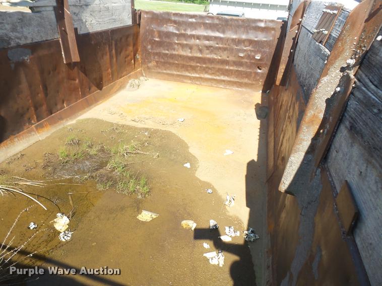 image for item DA6319 1987 Ford LT9000 dump truck