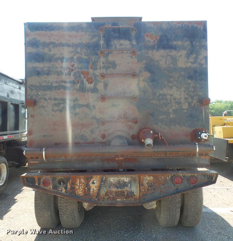 image for item DA6320 1970 Ford 9000 tank truck