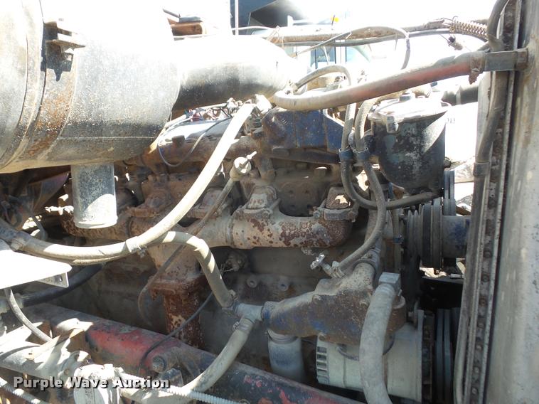 image for item DA6320 1970 Ford 9000 tank truck