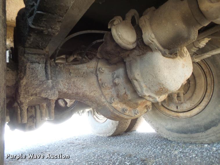 image for item DA6320 1970 Ford 9000 tank truck