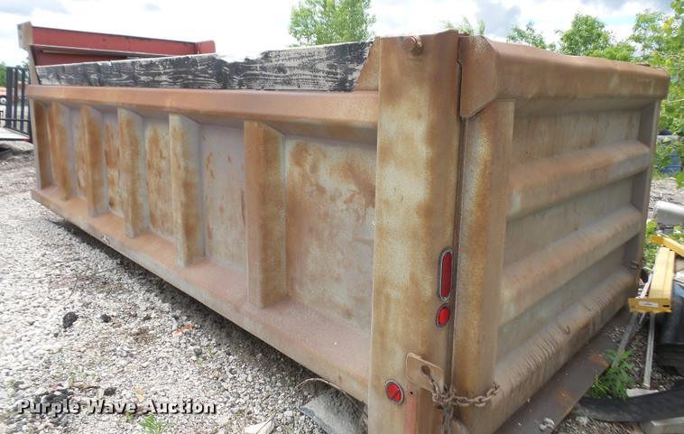 image for item DA6369 Heil dump bed