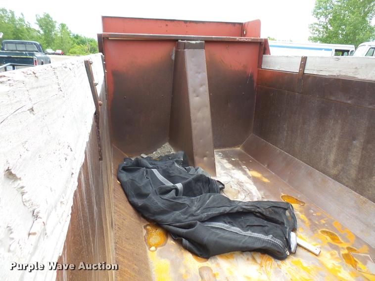 image for item DA6369 Heil dump bed